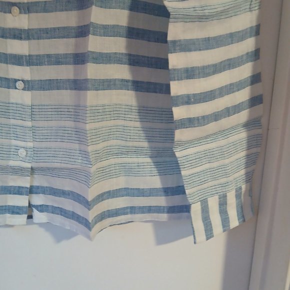 Untuckit Vietti Women's Long sleeve Linen Button Up Blue White Stripe SZ… - Picture 2 of 12